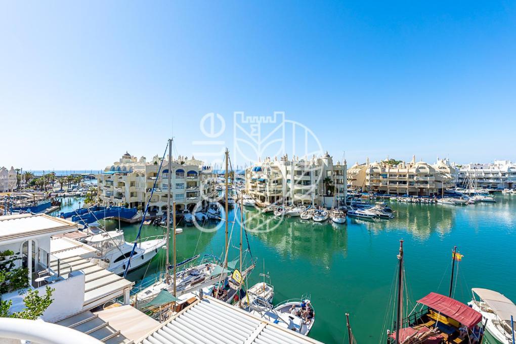 Puerto De Benalmadena Apartamento Vacacional Con Vistas Al Mar Y Yates Tres Habitaciones 2 Banos 外观 照片